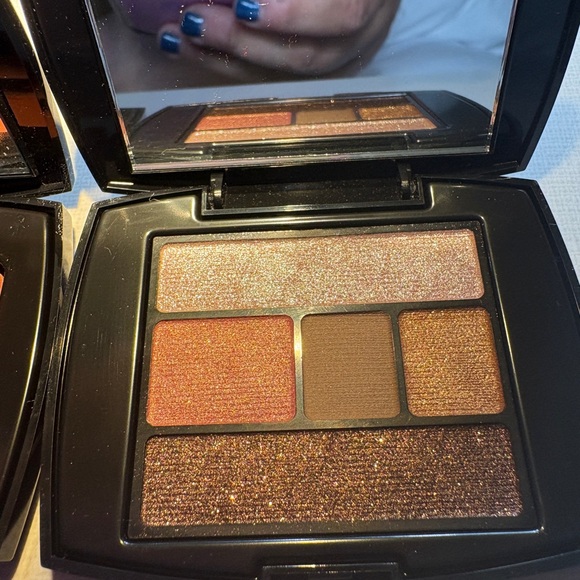 Lancome Blush and Eyeshadow Palettes with Warm Tones - Picture 3 of 7